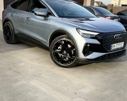 Синий Ауди Q4 Sportback e-tron, объемом двигателя 0 л и пробегом 37 тыс. км за 31900 $, фото 44 на Automoto.ua