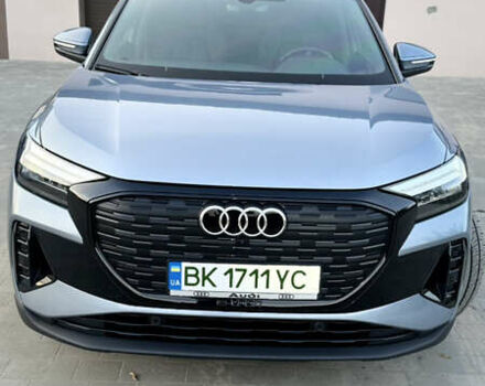 Синий Ауди Q4 Sportback e-tron, объемом двигателя 0 л и пробегом 37 тыс. км за 31900 $, фото 48 на Automoto.ua