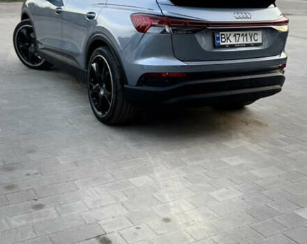 Синий Ауди Q4 Sportback e-tron, объемом двигателя 0 л и пробегом 37 тыс. км за 31900 $, фото 8 на Automoto.ua