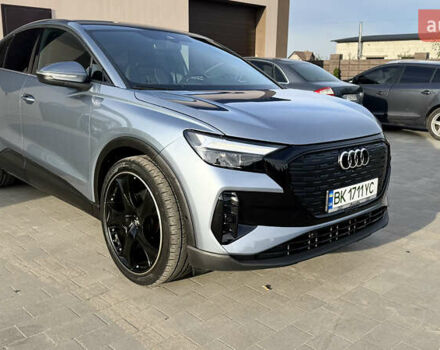 Синий Ауди Q4 Sportback e-tron, объемом двигателя 0 л и пробегом 37 тыс. км за 31900 $, фото 26 на Automoto.ua