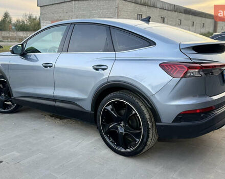Синий Ауди Q4 Sportback e-tron, объемом двигателя 0 л и пробегом 37 тыс. км за 31900 $, фото 7 на Automoto.ua