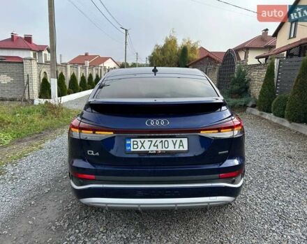 Синий Ауди Q4 Sportback e-tron, объемом двигателя 0 л и пробегом 19 тыс. км за 37999 $, фото 2 на Automoto.ua