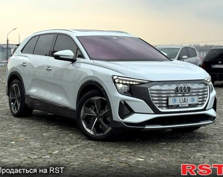 Белый Ауди Q5 e-tron, объемом двигателя 0.15 л и пробегом 36 тыс. км за 31500 $, фото 2 на Automoto.ua