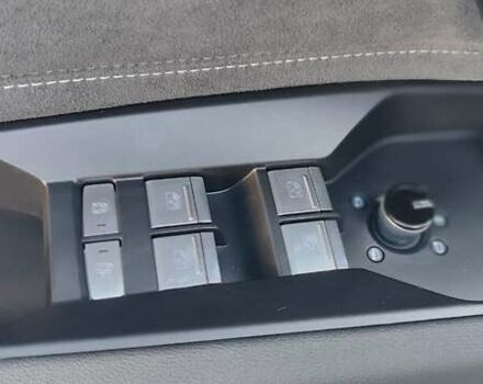 Ауди Q5 e-tron 2024 в Киеве на Automoto.ua Белый Ауди Q5 e-tron, объемом двигателя 0 л и пробегом 1 тыс. км за 47000 $, фото 11 на Automoto.ua