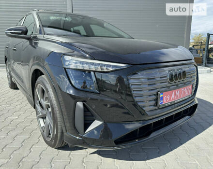 Чорний Ауді Q5 e-tron, об'ємом двигуна 0 л та пробігом 1 тис. км за 35700 $, фото 7 на Automoto.ua