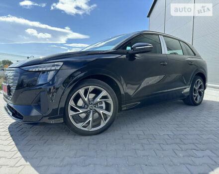 Чорний Ауді Q5 e-tron, об'ємом двигуна 0 л та пробігом 1 тис. км за 35700 $, фото 3 на Automoto.ua