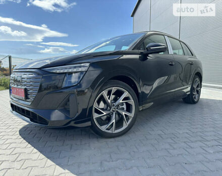 Чорний Ауді Q5 e-tron, об'ємом двигуна 0 л та пробігом 1 тис. км за 35700 $, фото 2 на Automoto.ua