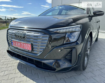 Чорний Ауді Q5 e-tron, об'ємом двигуна 0 л та пробігом 1 тис. км за 35700 $, фото 6 на Automoto.ua