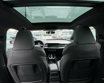 Червоний Ауді Q5 e-tron, об'ємом двигуна 0 л та пробігом 13 тис. км за 33900 $, фото 35 на Automoto.ua