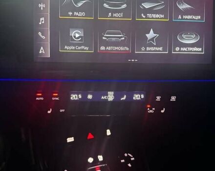 Красный Ауди Q5 e-tron, объемом двигателя 0 л и пробегом 22 тыс. км за 34999 $, фото 4 на Automoto.ua