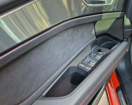 Красный Ауди Q5 e-tron, объемом двигателя 0 л и пробегом 47 тыс. км за 35000 $, фото 8 на Automoto.ua