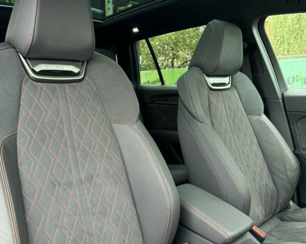 Красный Ауди Q5 e-tron, объемом двигателя 0 л и пробегом 37 тыс. км за 33900 $, фото 25 на Automoto.ua