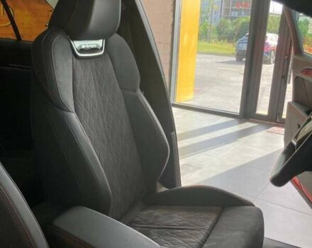 Красный Ауди Q5 e-tron, объемом двигателя 0 л и пробегом 13 тыс. км за 33900 $, фото 20 на Automoto.ua
