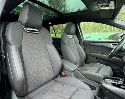 Красный Ауди Q5 e-tron, объемом двигателя 0 л и пробегом 37 тыс. км за 33900 $, фото 24 на Automoto.ua