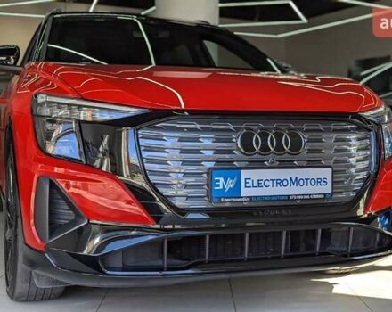 Красный Ауди Q5 e-tron, объемом двигателя 0 л и пробегом 31 тыс. км за 34050 $, фото 14 на Automoto.ua