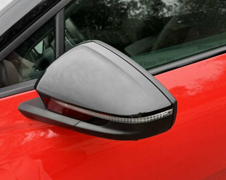 Червоний Ауді Q5 e-tron, об'ємом двигуна 0 л та пробігом 13 тис. км за 33900 $, фото 14 на Automoto.ua