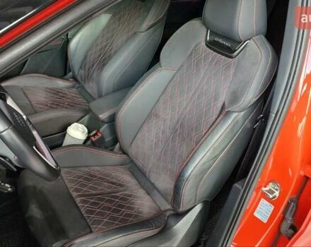Червоний Ауді Q5 e-tron, об'ємом двигуна 0 л та пробігом 41 тис. км за 33999 $, фото 9 на Automoto.ua