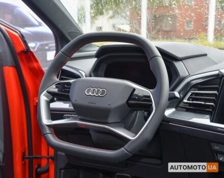 Красный Ауди Q5 e-tron, объемом двигателя 0 л и пробегом 0 тыс. км за 41400 $, фото 7 на Automoto.ua