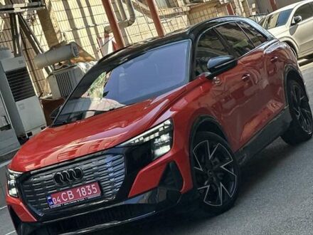 Ауди Q5 e-tron 2022 в Киеве на Automoto.ua Красный Ауди Q5 e-tron, объемом двигателя 0 л и пробегом 22 тыс. км за 33900 $, фото 1 на Automoto.ua