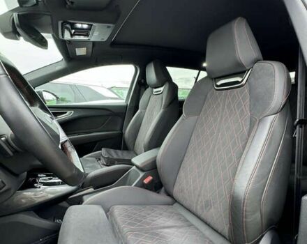 Ауди Q5 e-tron, объемом двигателя 0 л и пробегом 37 тыс. км за 33900 $, фото 17 на Automoto.ua