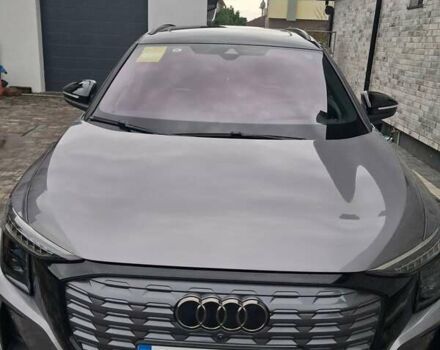 Серый Ауди Q5 e-tron, объемом двигателя 0 л и пробегом 1 тыс. км за 41999 $, фото 6 на Automoto.ua