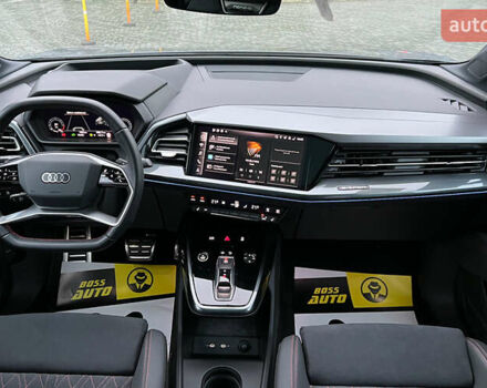 Серый Ауди Q5 e-tron, объемом двигателя 0 л и пробегом 1 тыс. км за 40500 $, фото 12 на Automoto.ua