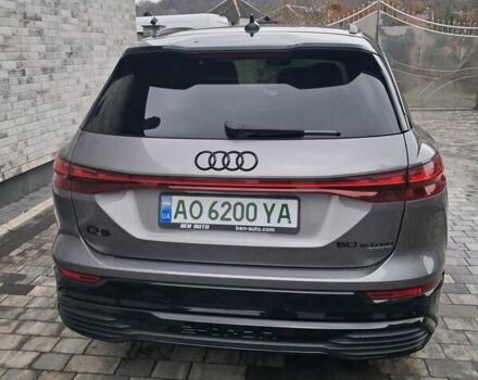 Серый Ауди Q5 e-tron, объемом двигателя 0 л и пробегом 1 тыс. км за 41999 $, фото 3 на Automoto.ua