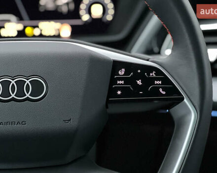Серый Ауди Q5 e-tron, объемом двигателя 0 л и пробегом 1 тыс. км за 40500 $, фото 11 на Automoto.ua