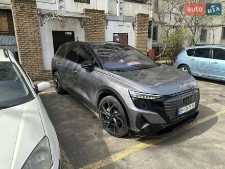 Ауди Q5 e-tron 2022 в Одессе на Automoto.ua Серый Ауди Q5 e-tron, объемом двигателя 0 л и пробегом 18 тыс. км за 37777 $, фото 1 на Automoto.ua