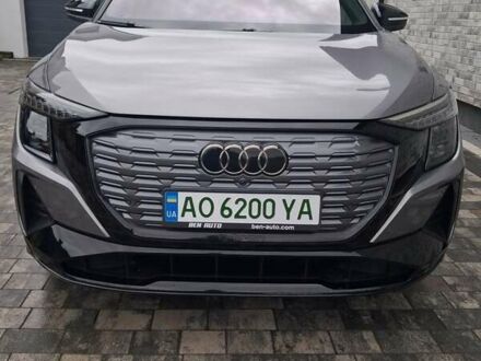 Серый Ауди Q5 e-tron, объемом двигателя 0 л и пробегом 1 тыс. км за 41999 $, фото 1 на Automoto.ua