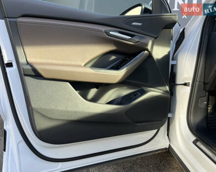 Белый Ауди Q6 e-tron, объемом двигателя 0 л и пробегом 13 тыс. км за 77300 $, фото 28 на Automoto.ua