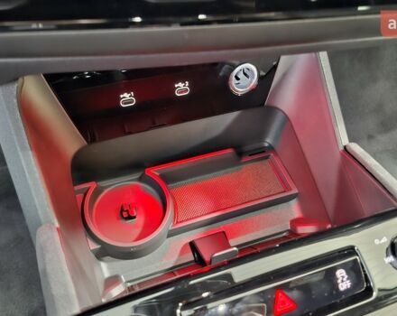 купить новое авто Ауди Q6 e-tron 2025 года от официального дилера Порше Захід Ауди фото