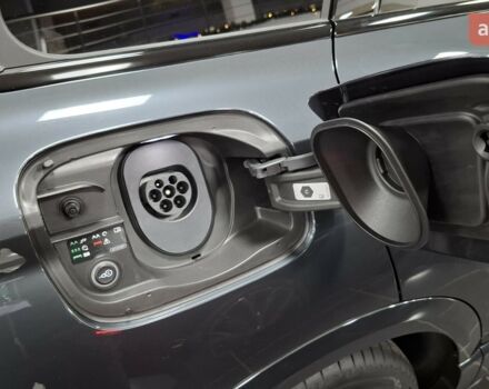 купить новое авто Ауди Q6 e-tron 2025 года от официального дилера Порше Захід Ауди фото