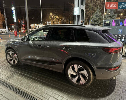 Серый Ауди Q6 e-tron, объемом двигателя 0 л и пробегом 1 тыс. км за 75000 $, фото 5 на Automoto.ua