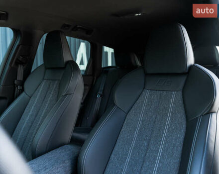 Серый Ауди Q6 e-tron, объемом двигателя 0 л и пробегом 21 тыс. км за 77000 $, фото 28 на Automoto.ua