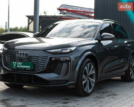 Серый Ауди Q6 e-tron, объемом двигателя 0 л и пробегом 21 тыс. км за 77000 $, фото 6 на Automoto.ua