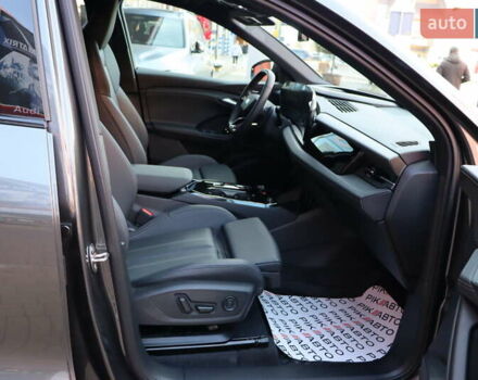 Серый Ауди Q6 e-tron, объемом двигателя 0 л и пробегом 1 тыс. км за 76900 $, фото 46 на Automoto.ua