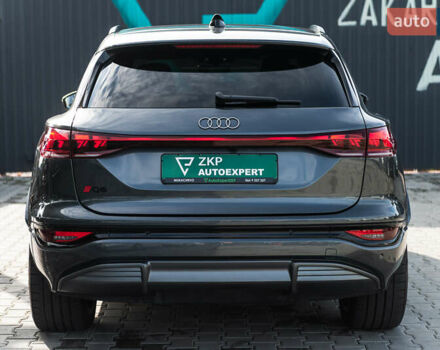 Серый Ауди Q6 e-tron, объемом двигателя 0 л и пробегом 21 тыс. км за 77000 $, фото 10 на Automoto.ua