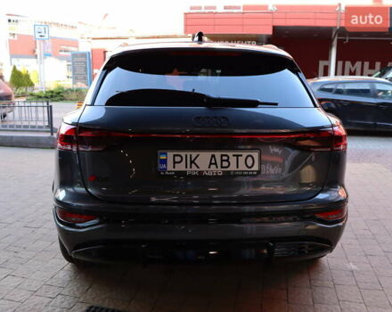 Серый Ауди Q6 e-tron, объемом двигателя 0 л и пробегом 1 тыс. км за 76900 $, фото 6 на Automoto.ua