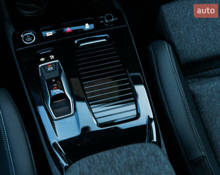 Серый Ауди Q6 e-tron, объемом двигателя 0 л и пробегом 21 тыс. км за 77000 $, фото 25 на Automoto.ua