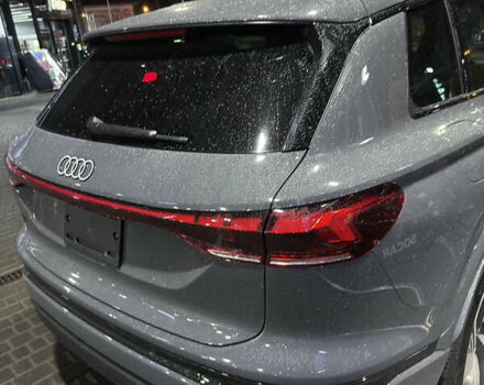 Серый Ауди Q6 e-tron, объемом двигателя 0 л и пробегом 1 тыс. км за 75000 $, фото 9 на Automoto.ua