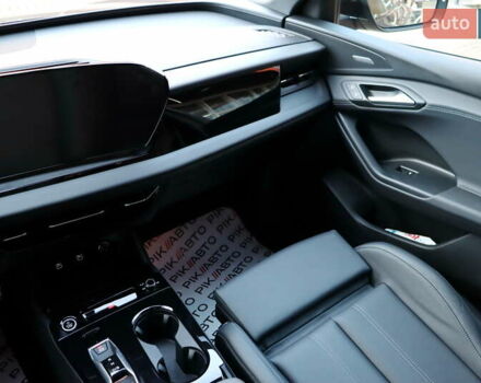 Серый Ауди Q6 e-tron, объемом двигателя 0 л и пробегом 1 тыс. км за 76900 $, фото 41 на Automoto.ua