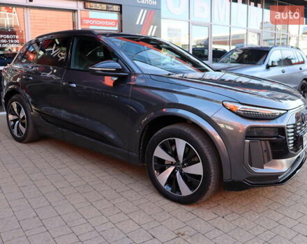 Серый Ауди Q6 e-tron, объемом двигателя 0 л и пробегом 1 тыс. км за 76900 $, фото 7 на Automoto.ua