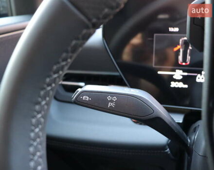 Серый Ауди Q6 e-tron, объемом двигателя 0 л и пробегом 1 тыс. км за 76900 $, фото 25 на Automoto.ua