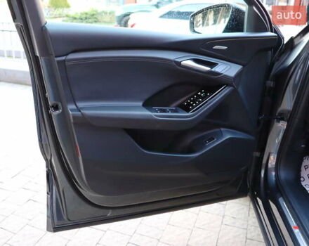 Серый Ауди Q6 e-tron, объемом двигателя 0 л и пробегом 1 тыс. км за 76900 $, фото 12 на Automoto.ua