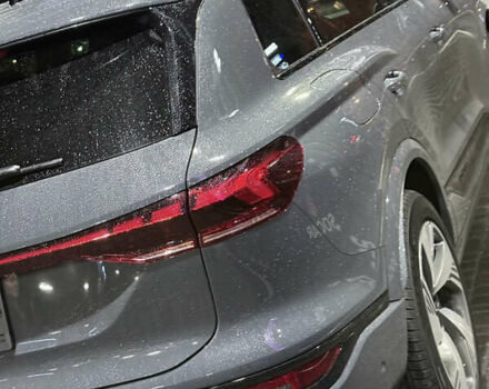 Серый Ауди Q6 e-tron, объемом двигателя 0 л и пробегом 1 тыс. км за 75000 $, фото 13 на Automoto.ua