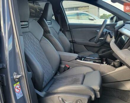 Сірий Ауді Q6 e-tron, об'ємом двигуна 0 л та пробігом 6 тис. км за 79700 $, фото 14 на Automoto.ua