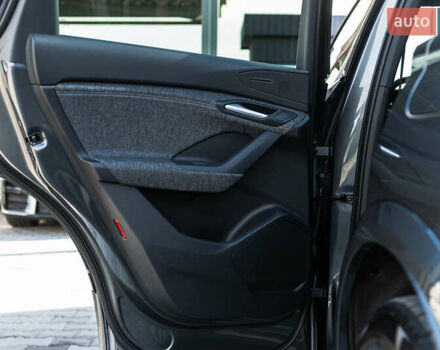 Серый Ауди Q6 e-tron, объемом двигателя 0 л и пробегом 21 тыс. км за 77000 $, фото 29 на Automoto.ua