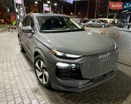 Серый Ауди Q6 e-tron, объемом двигателя 0 л и пробегом 1 тыс. км за 75000 $, фото 2 на Automoto.ua