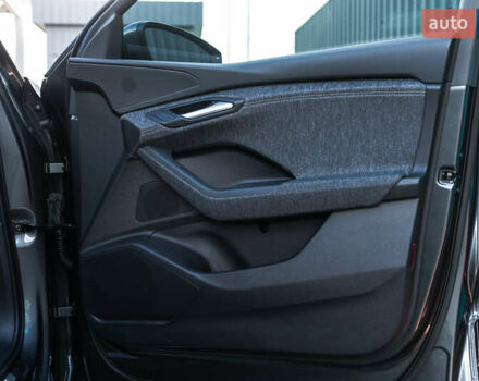 Серый Ауди Q6 e-tron, объемом двигателя 0 л и пробегом 21 тыс. км за 77000 $, фото 34 на Automoto.ua